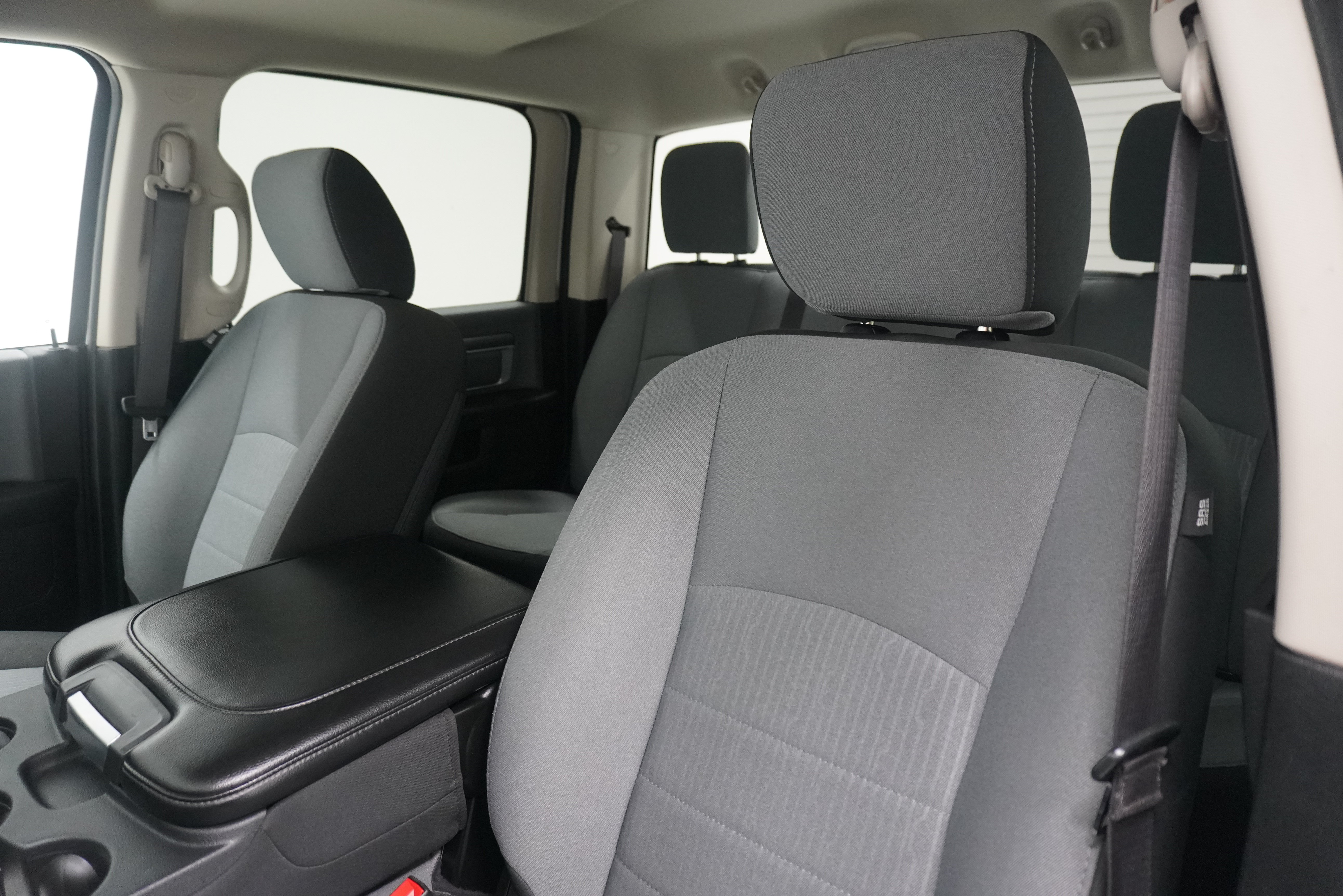 Used 2023 RAM 1500 Classic SLT w/ Electronics Group AWD/4WD image 10