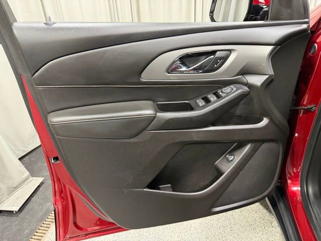 Used 2019 Chevrolet Traverse LT image 19