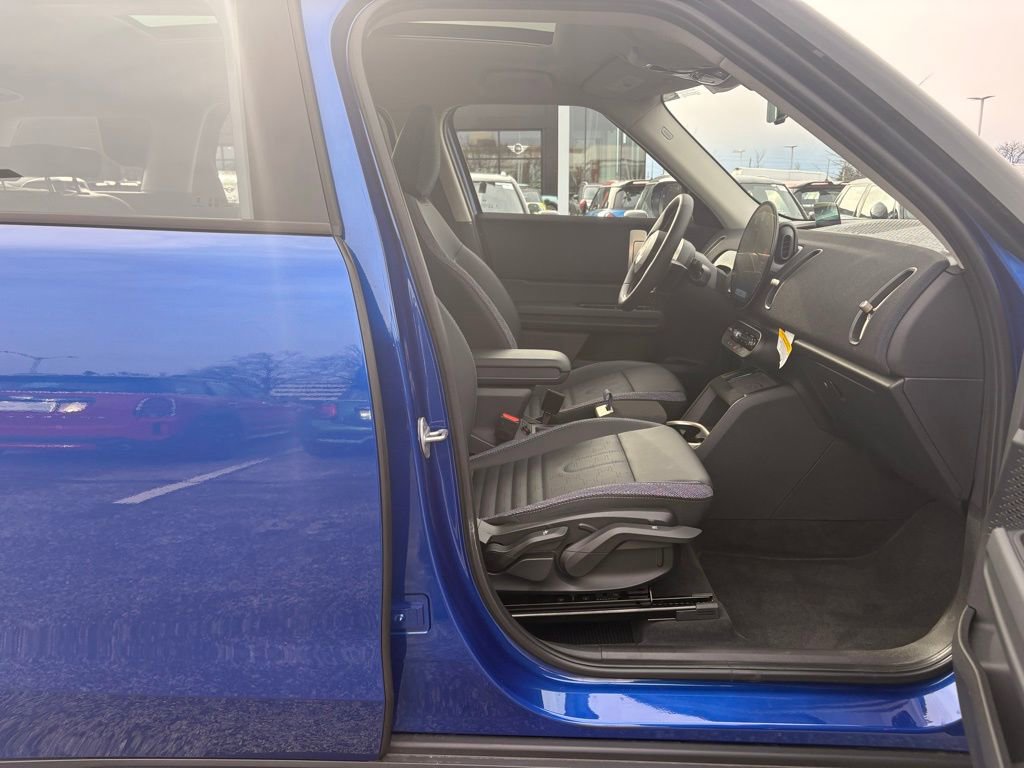 Used 2025 MINI Cooper Countryman S image 32