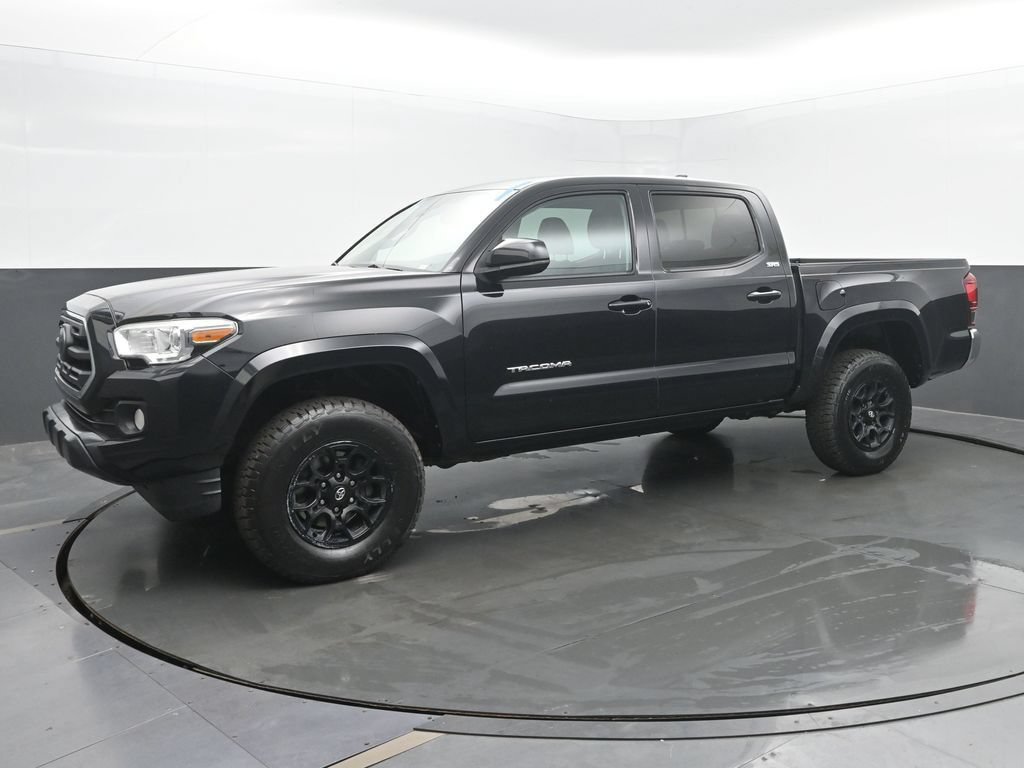 Used 2019 Toyota Tacoma SR5 RWD image 2