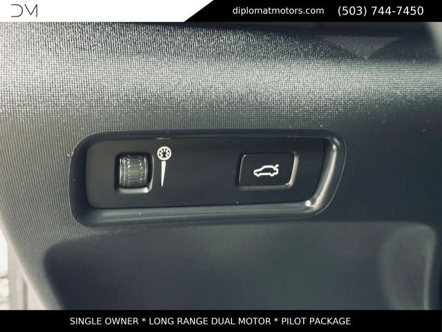 Used 2022 Polestar Polestar 2 w/ Pilot Package AWD/4WD image 31