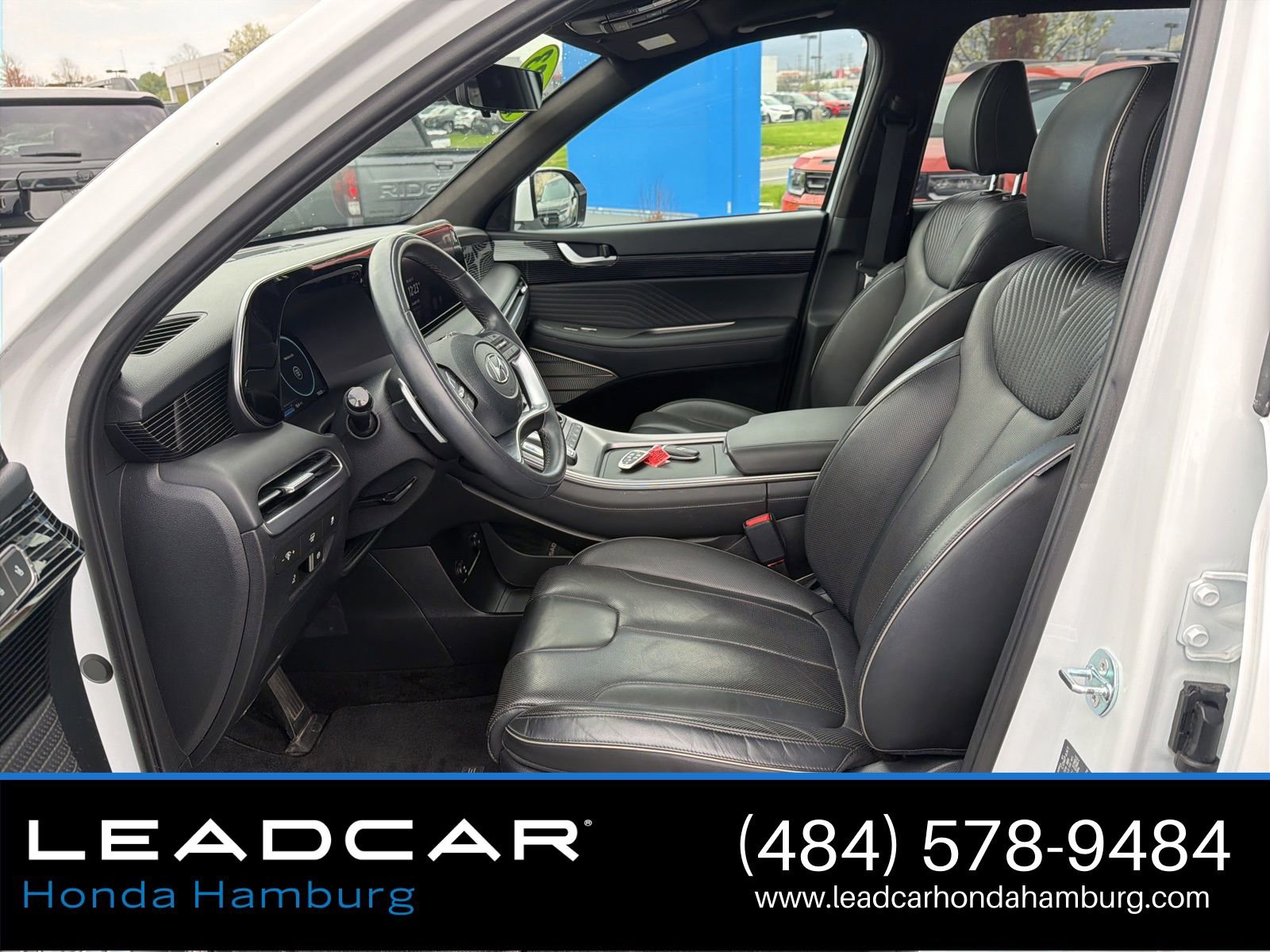 Used 2023 Hyundai Palisade Calligraphy image 14