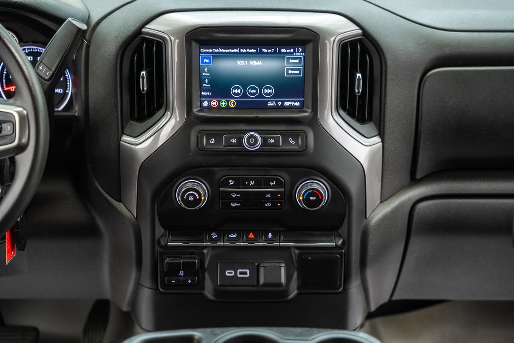 Used 2021 Chevrolet Silverado 1500 Custom Trail Boss w/ Safety Confidence Package AWD/4WD image 23
