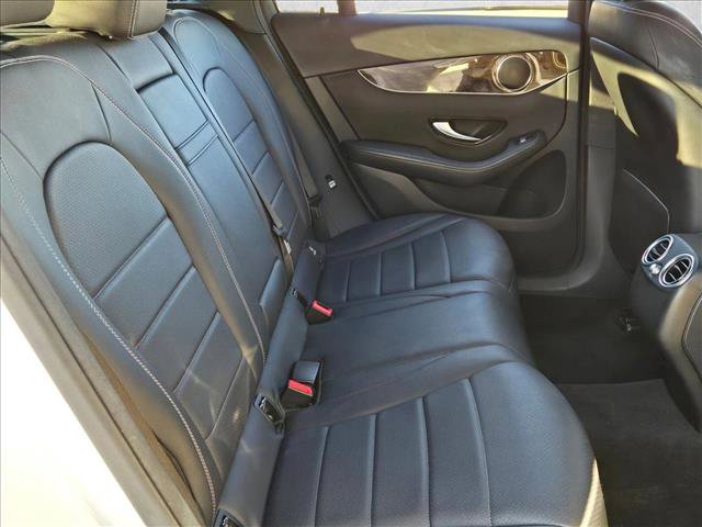 Used 2017 Mercedes-Benz GLC 300 4MATIC image 20