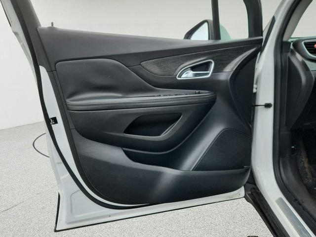 Used 2016 Buick Encore FWD image 34