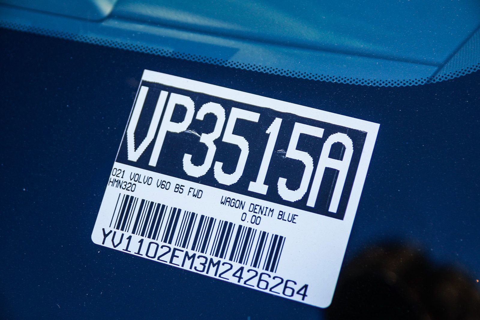 Used 2021 Volvo V60 T6 R-Design w/ Advanced Package image 32