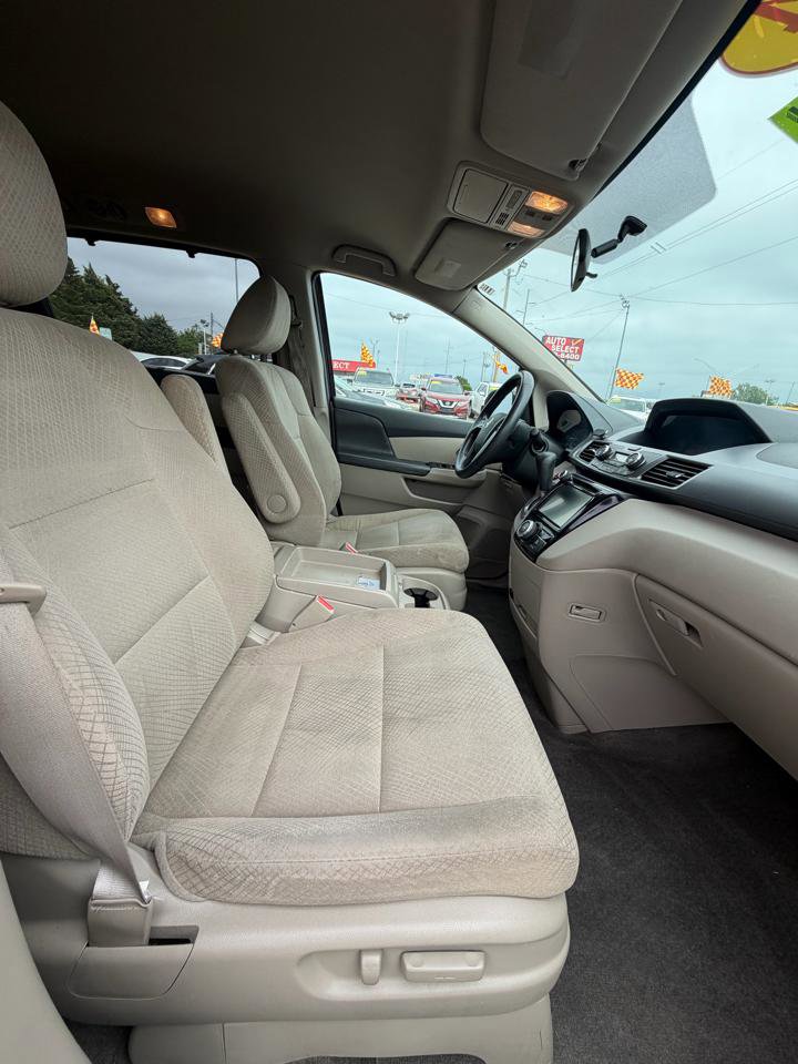 Used 2014 Honda Odyssey EX image 18