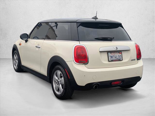 Used 2015 MINI Cooper 2-Door Hardtop image 8