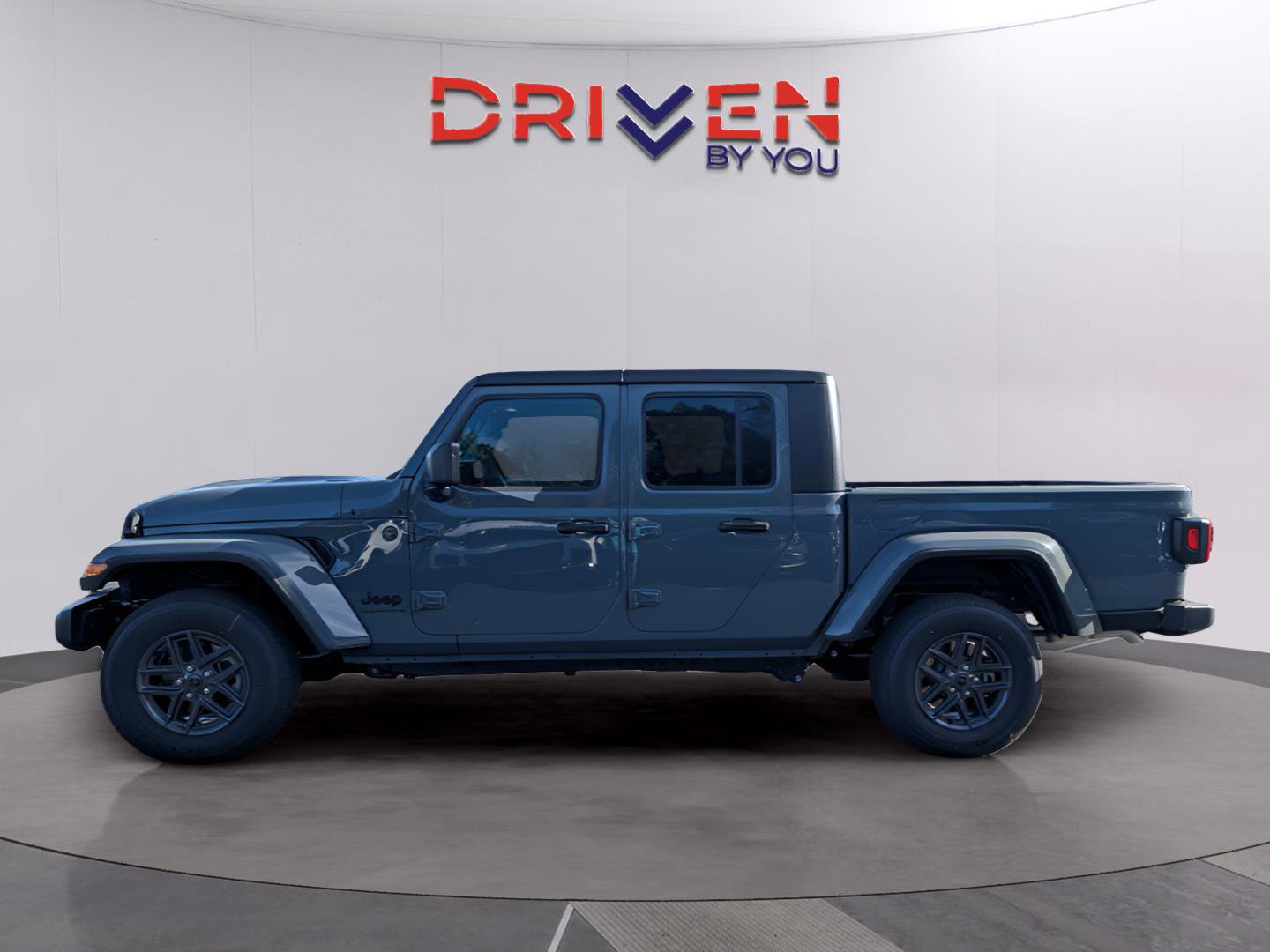 New 2025 Jeep Gladiator Sport image 2