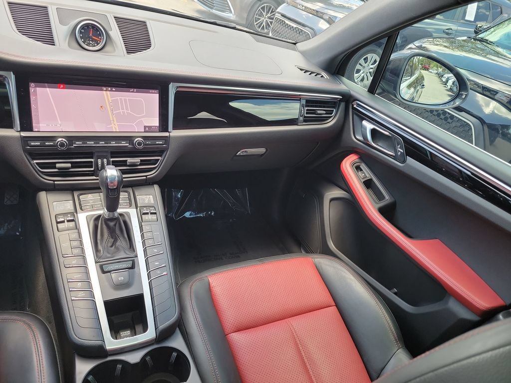 Used 2021 Porsche Macan S AWD/4WD image 29