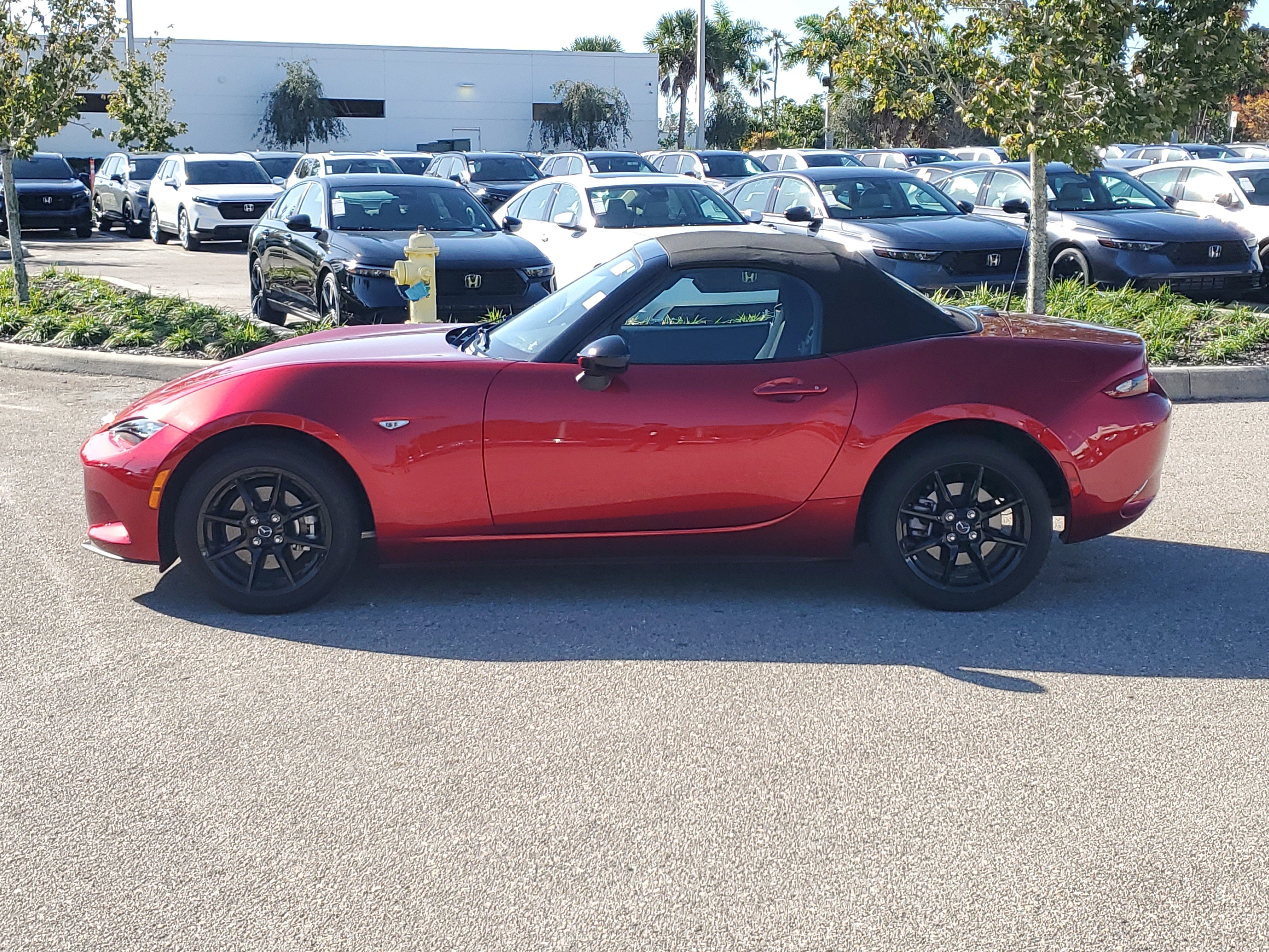 Used 2021 MAZDA MX-5 Miata Sport image 7