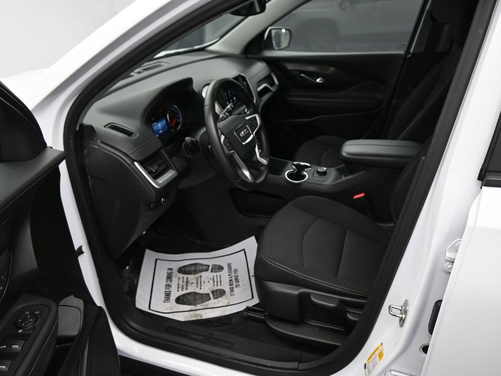 Certified 2024 GMC Terrain SLE image 9