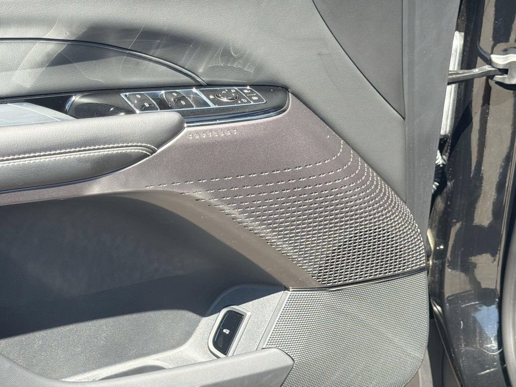 Certified 2024 Cadillac Lyriq Luxury RWD image 19