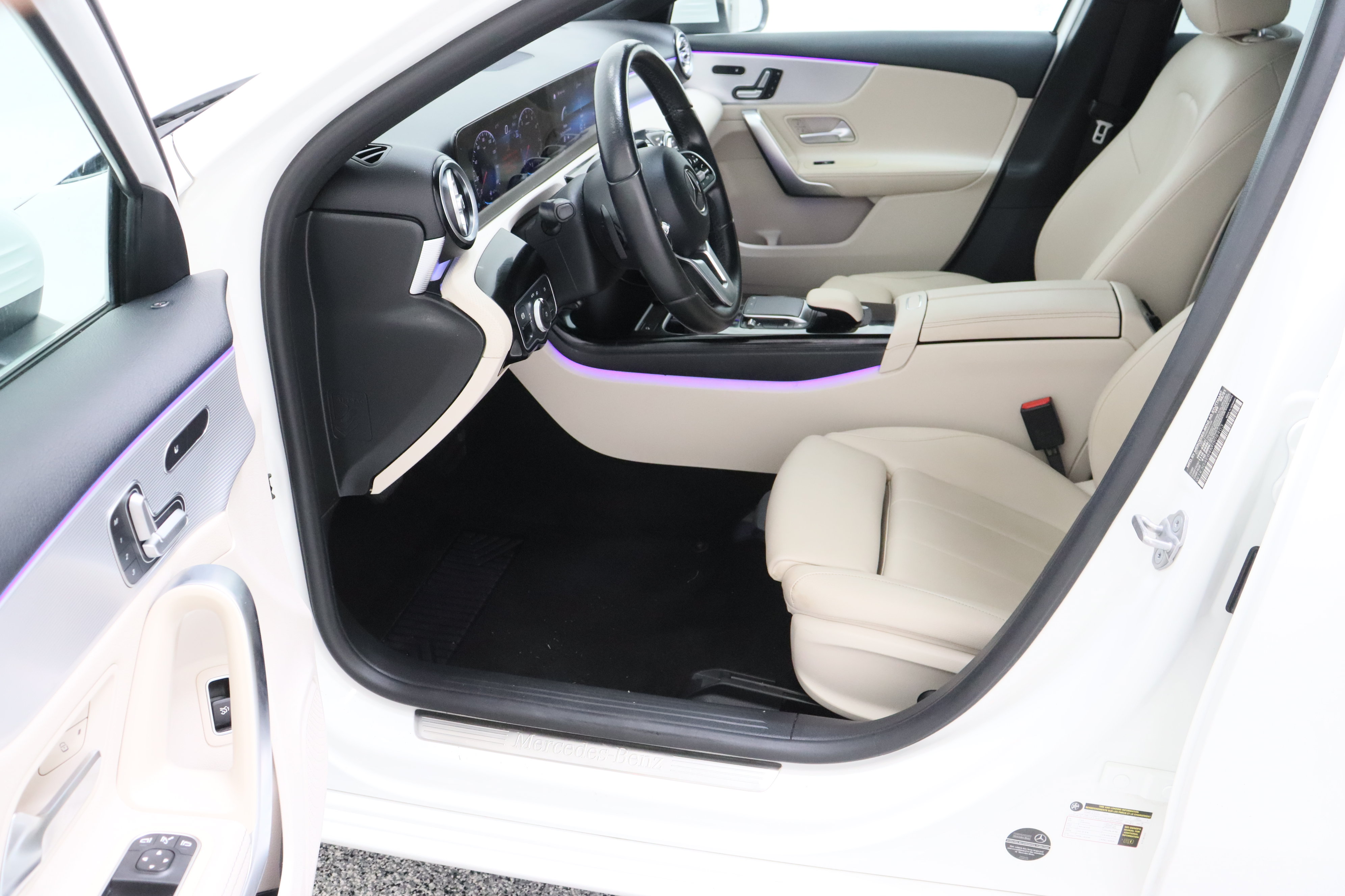 Used 2021 Mercedes-Benz A 220 image 15