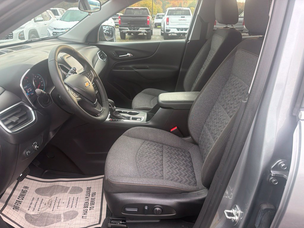 Used 2024 Chevrolet Equinox LT AWD/4WD image 21