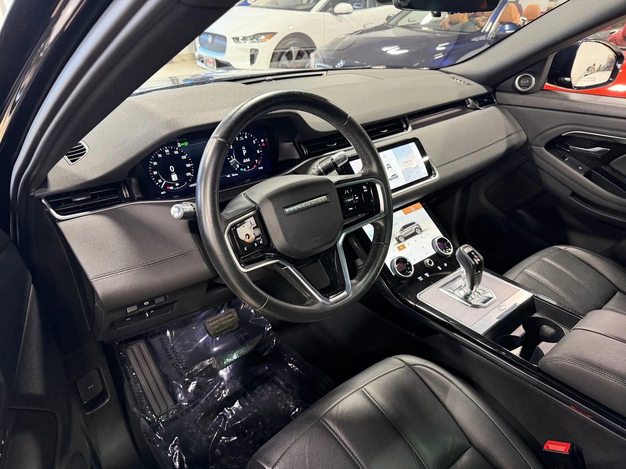 Used 2021 Land Rover Range Rover Evoque SE AWD/4WD image 9