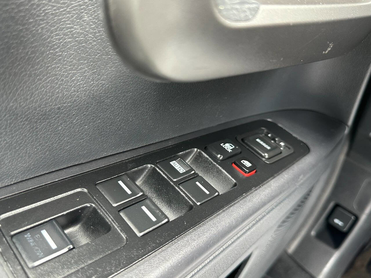 Used 2010 Honda Ridgeline RTS image 22