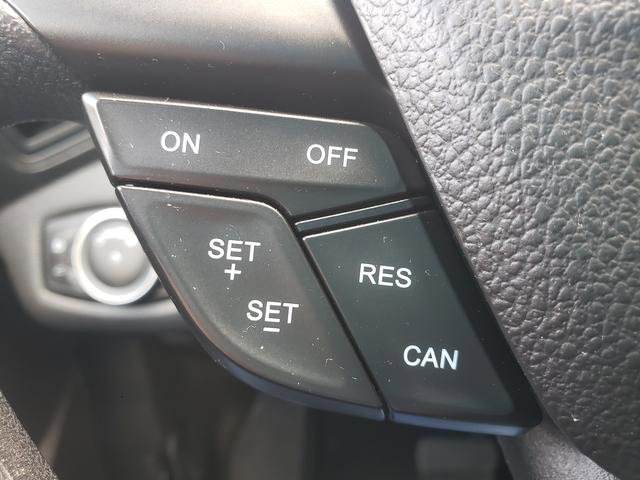 Used 2017 Ford Escape SE image 28