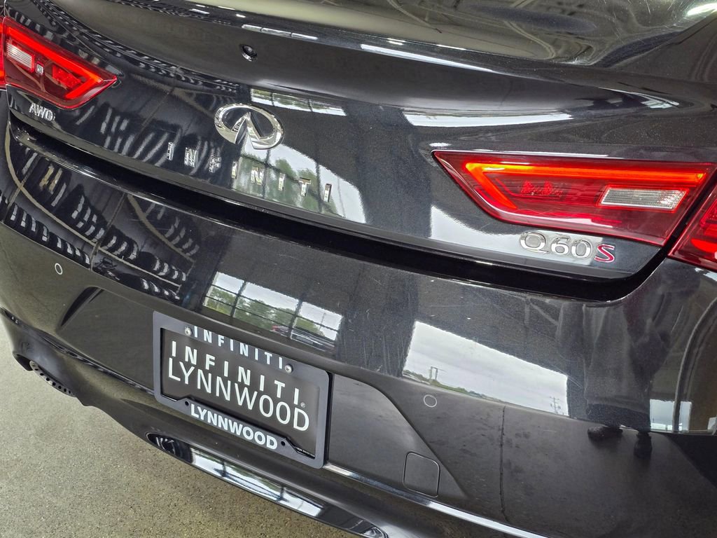 Certified 2022 INFINITI Q60 Red Sport 400 w/ Cargo Package AWD/4WD image 29