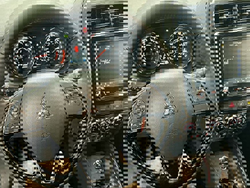 New 2025 Mitsubishi Outlander Sport LE image 10