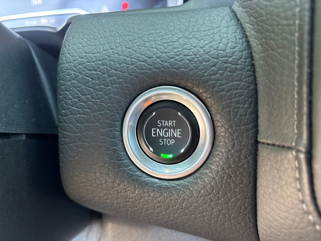 Certified 2024 GMC Yukon Denali RWD image 42