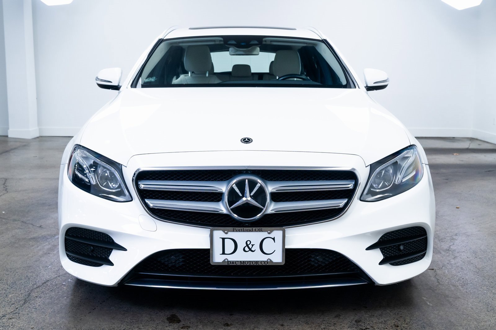 Used 2020 Mercedes-Benz E 450 4MATIC Wagon image 2