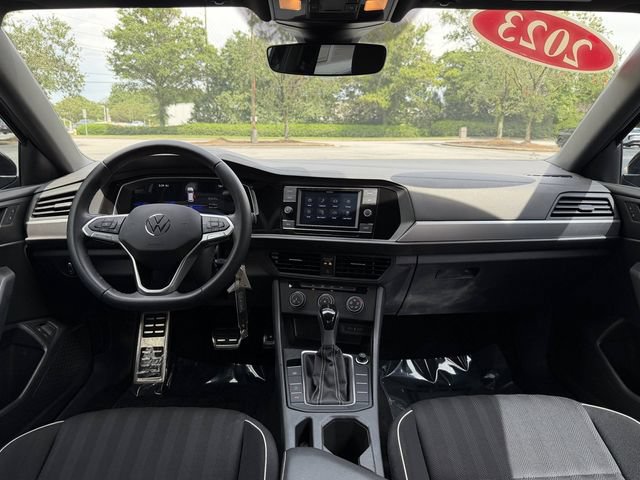 Used 2023 Volkswagen Jetta Sport FWD image 34