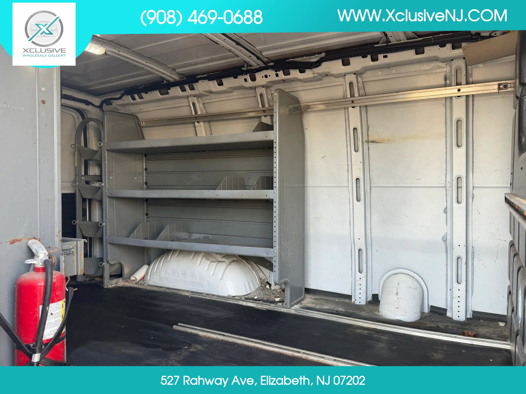 Used 2019 Chevrolet Express 2500 w/ Driver Convenience Package RWD image 15