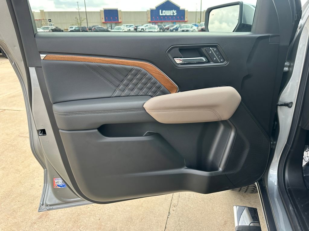New 2026 GMC Canyon Denali image 24