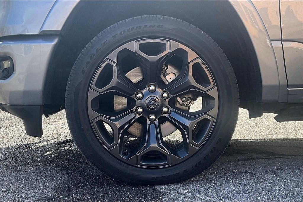 Used 2021 RAM 1500 Limited w/ Night Edition image 9