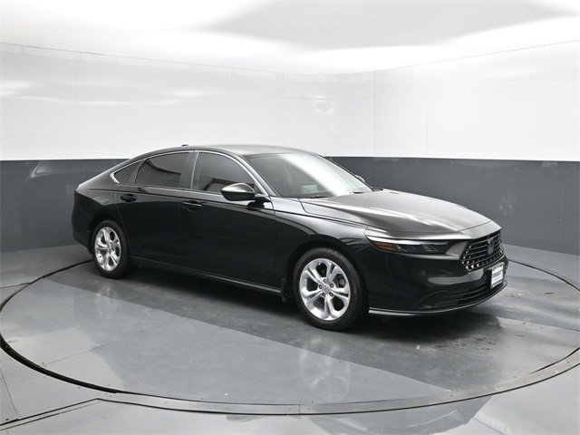 Used 2025 Honda Accord LX image 17