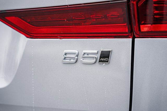 New 2026 Volvo XC60 B5 Ultra w/ Protection Package Premier image 7