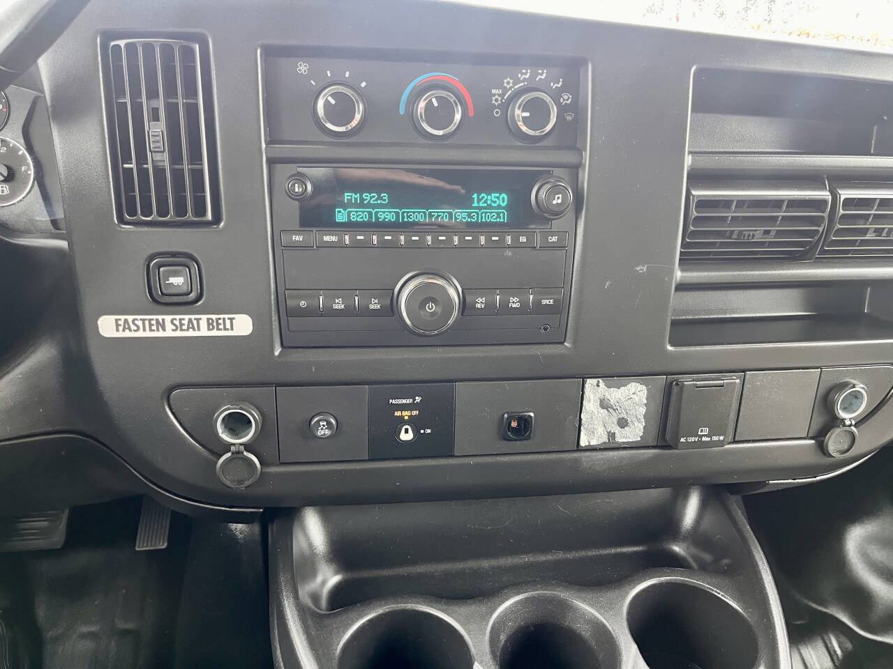 Used 2016 Chevrolet Express 2500 image 14