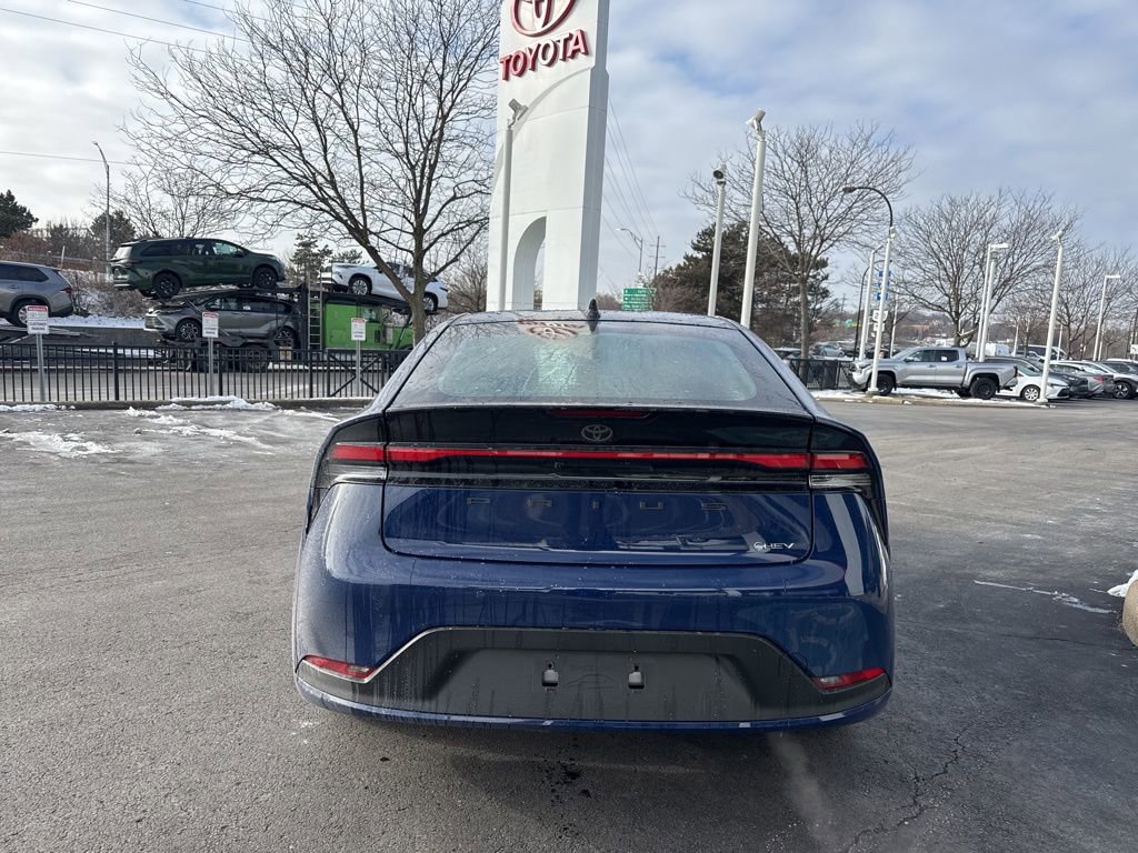 New 2026 Toyota Prius LE image 4