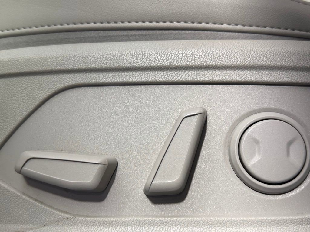 Used 2024 Kia Sorento SX image 23