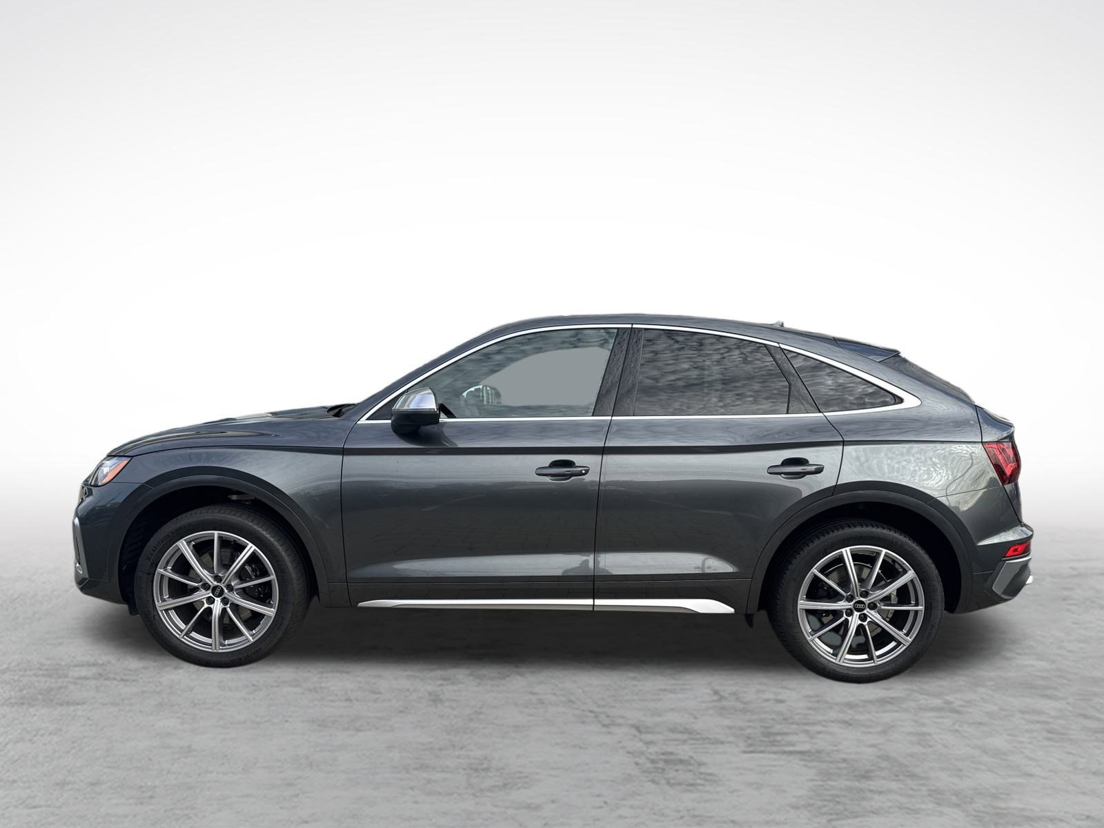 Used 2024 Audi SQ5 Premium Plus w/ Premium Plus Package image 5