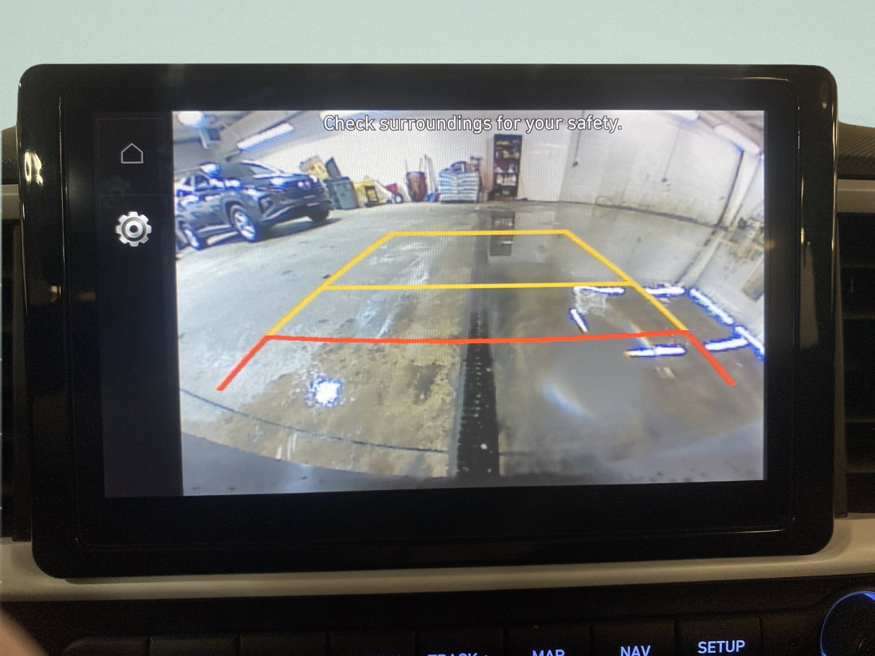 Used 2022 Hyundai Venue Limited image 20