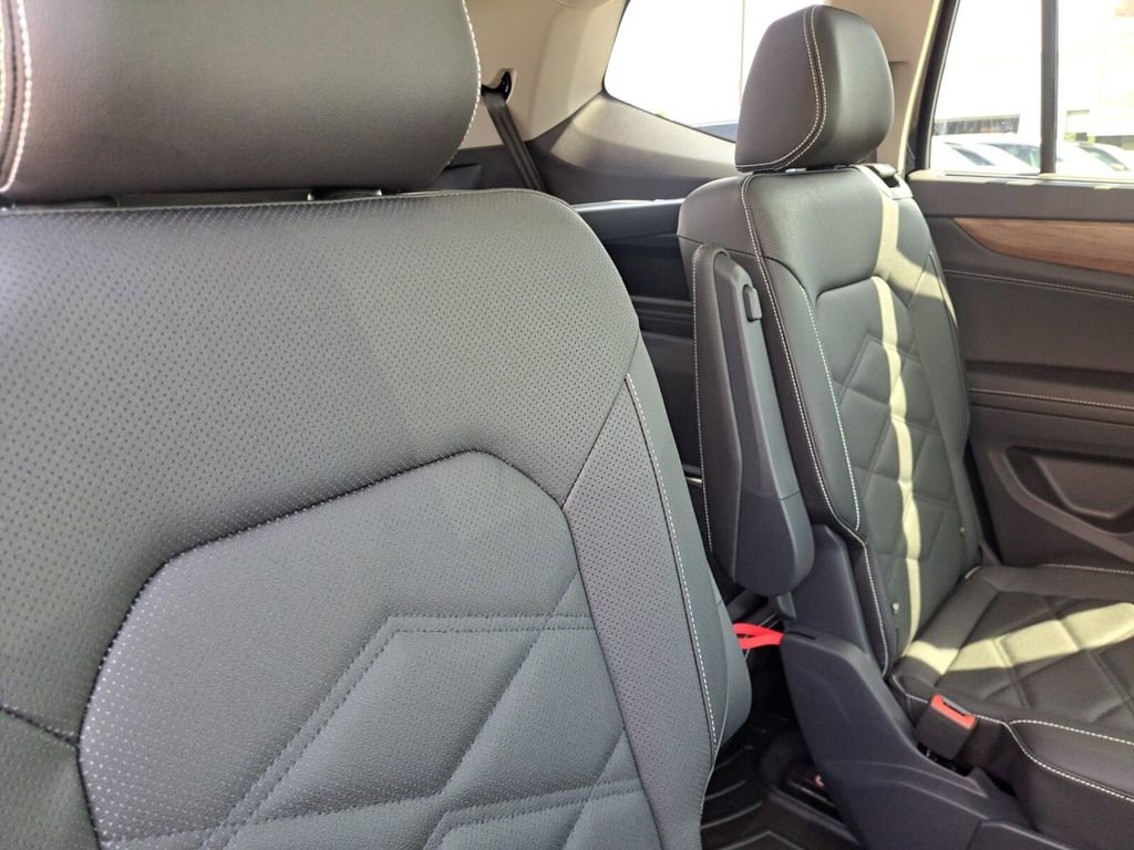 New 2026 Volkswagen Atlas SE image 27