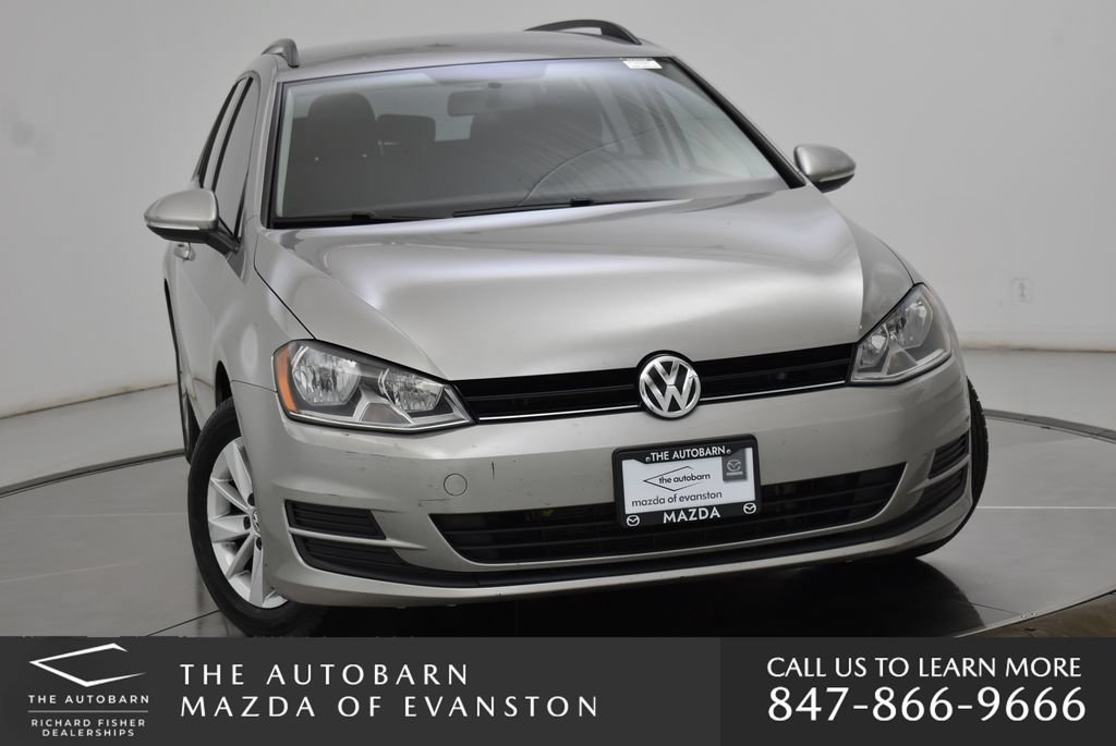 Used 2016 Volkswagen Golf S FWD image 4