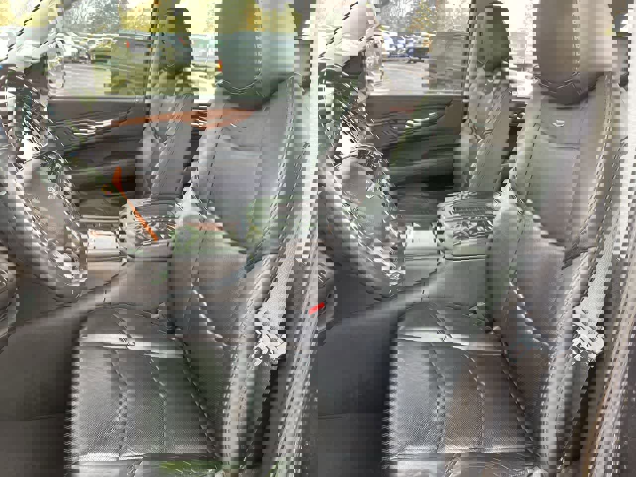 Used 2018 Cadillac Escalade ESV Luxury image 12