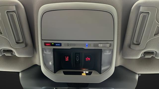 Used 2024 Subaru Forester Limited image 38