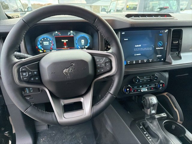 New 2025 Ford Bronco Badlands image 10