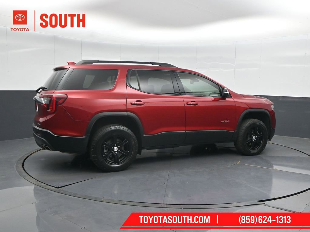 Used 2022 GMC Acadia AT4 w/ Technology Package image 3