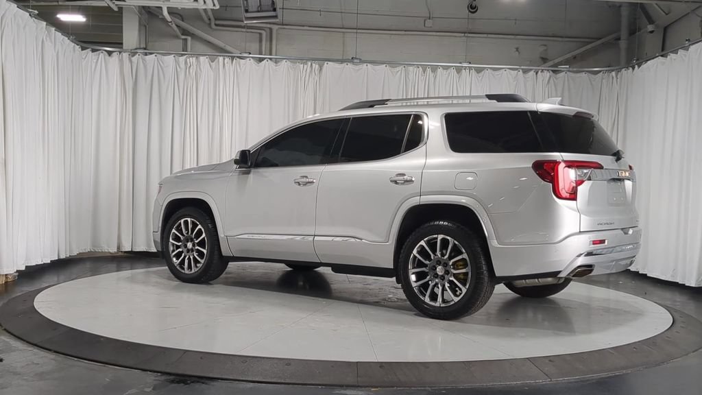 Used 2020 GMC Acadia Denali w/ Technology Package AWD/4WD image 8