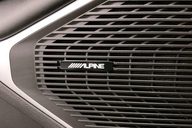 Used 2023 Jeep Wagoneer Series III w/ Preferred Equipment Group AWD/4WD image 41