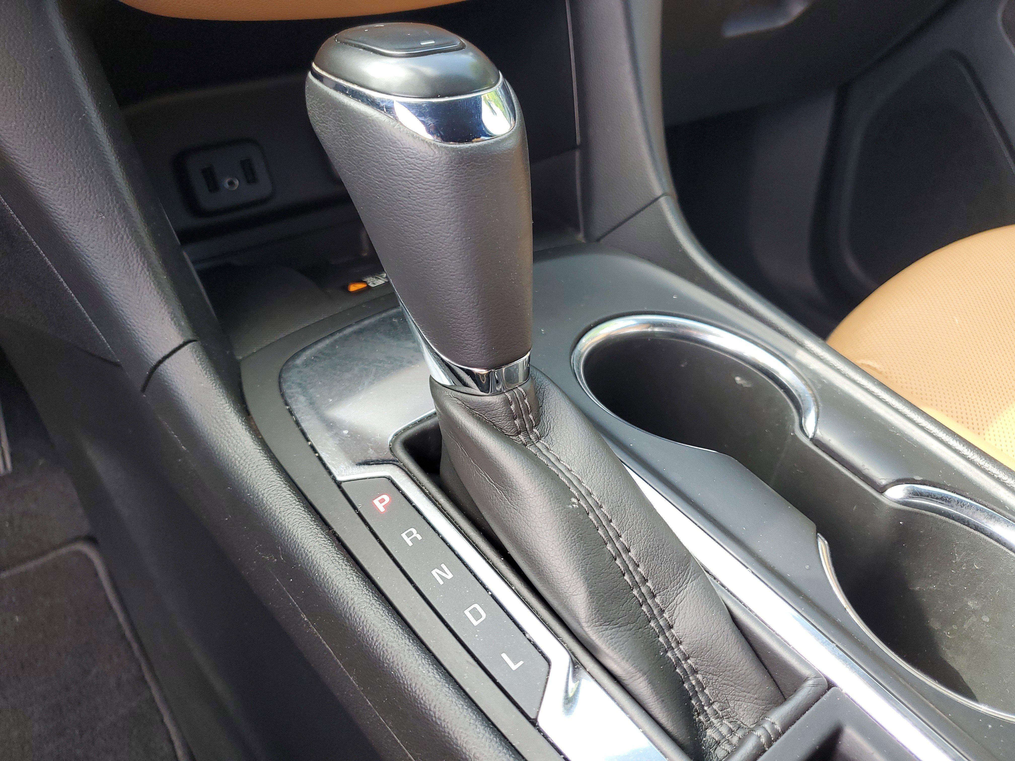 Used 2018 Chevrolet Equinox Premier FWD image 26