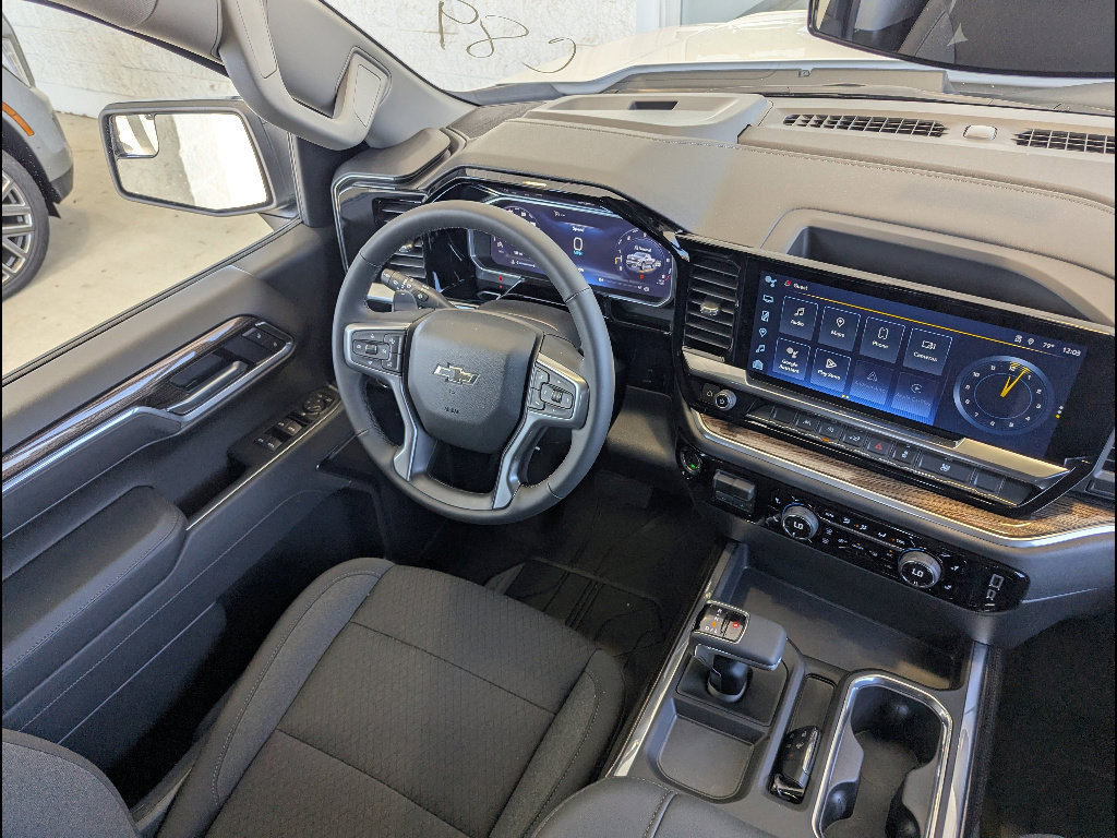 New 2026 Chevrolet Silverado 1500 RST w/ Redline Edition AWD/4WD image 18