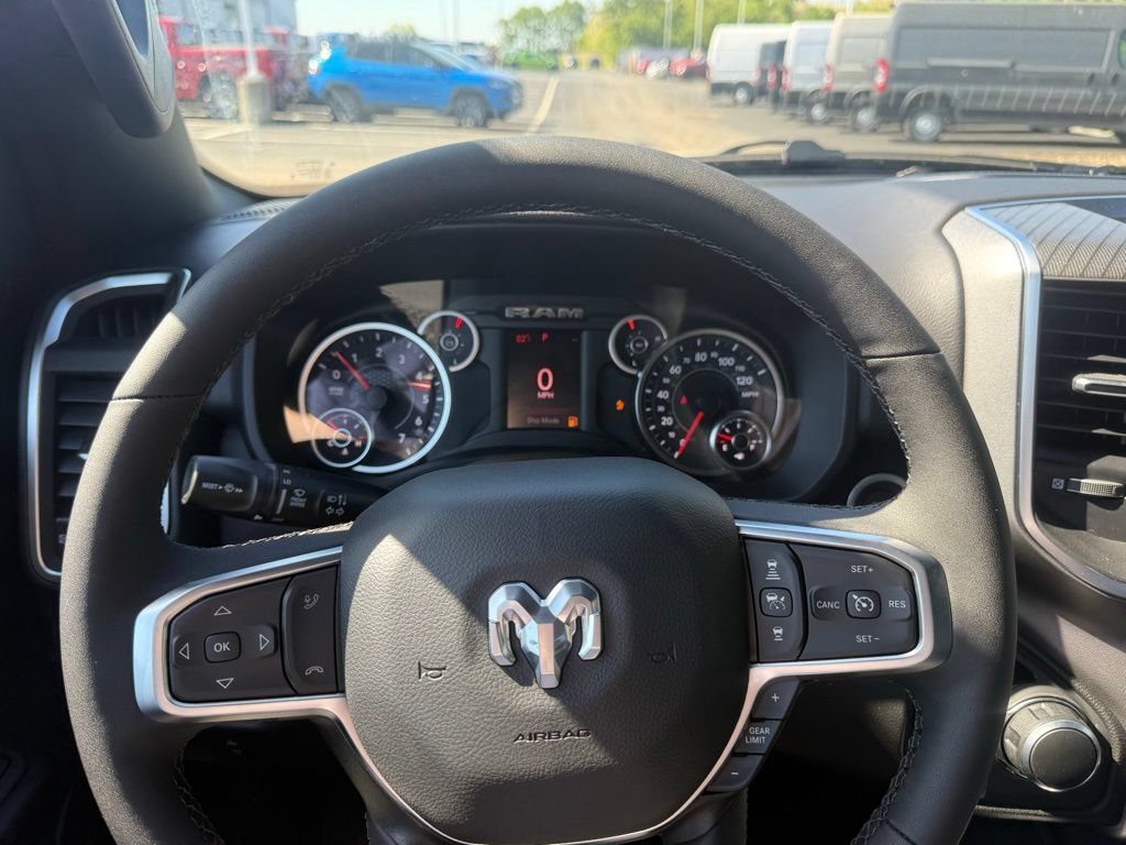 New 2026 RAM 1500 Big Horn AWD/4WD image 23