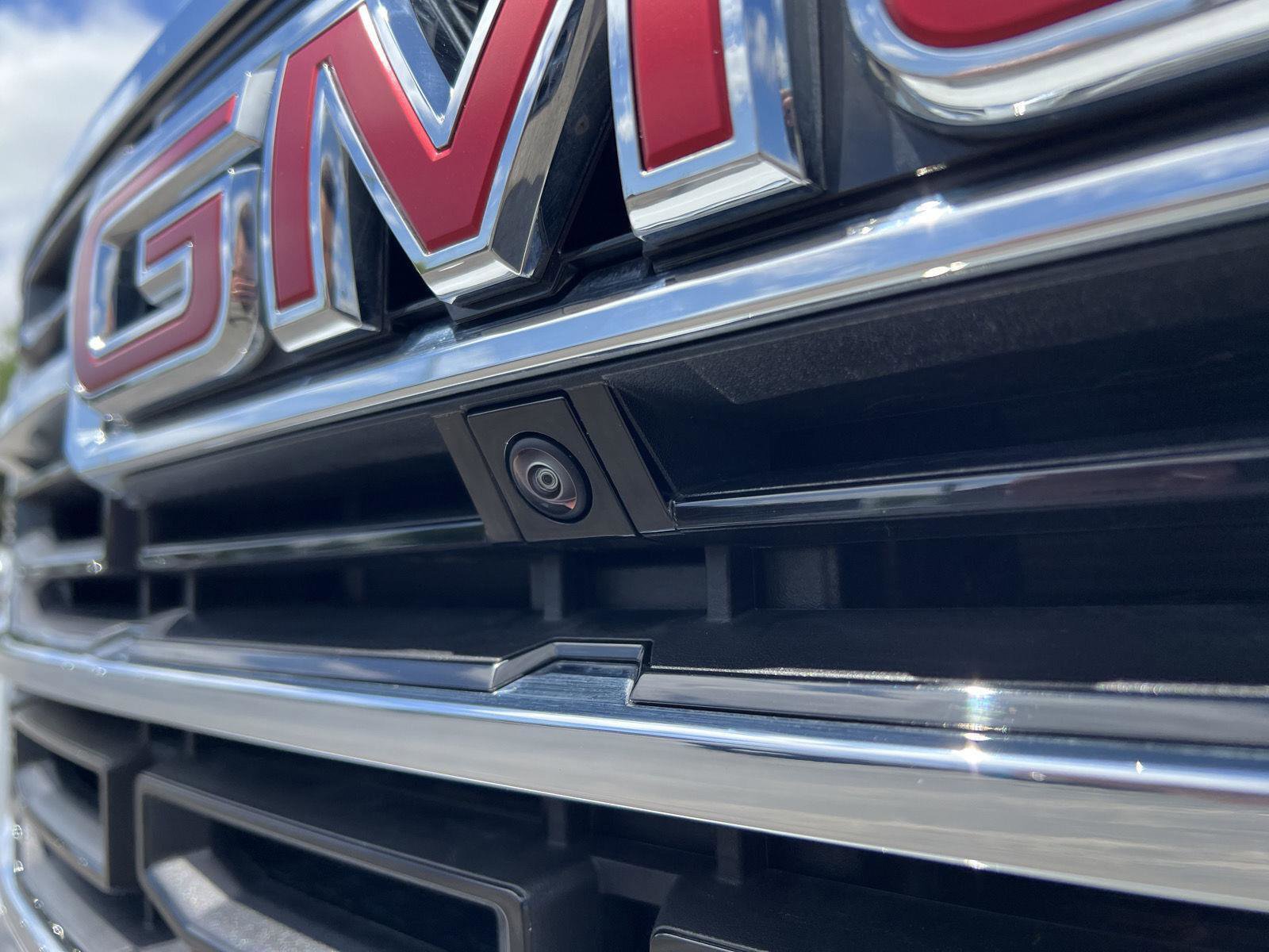 Used 2024 GMC Acadia Elevation AWD/4WD image 12