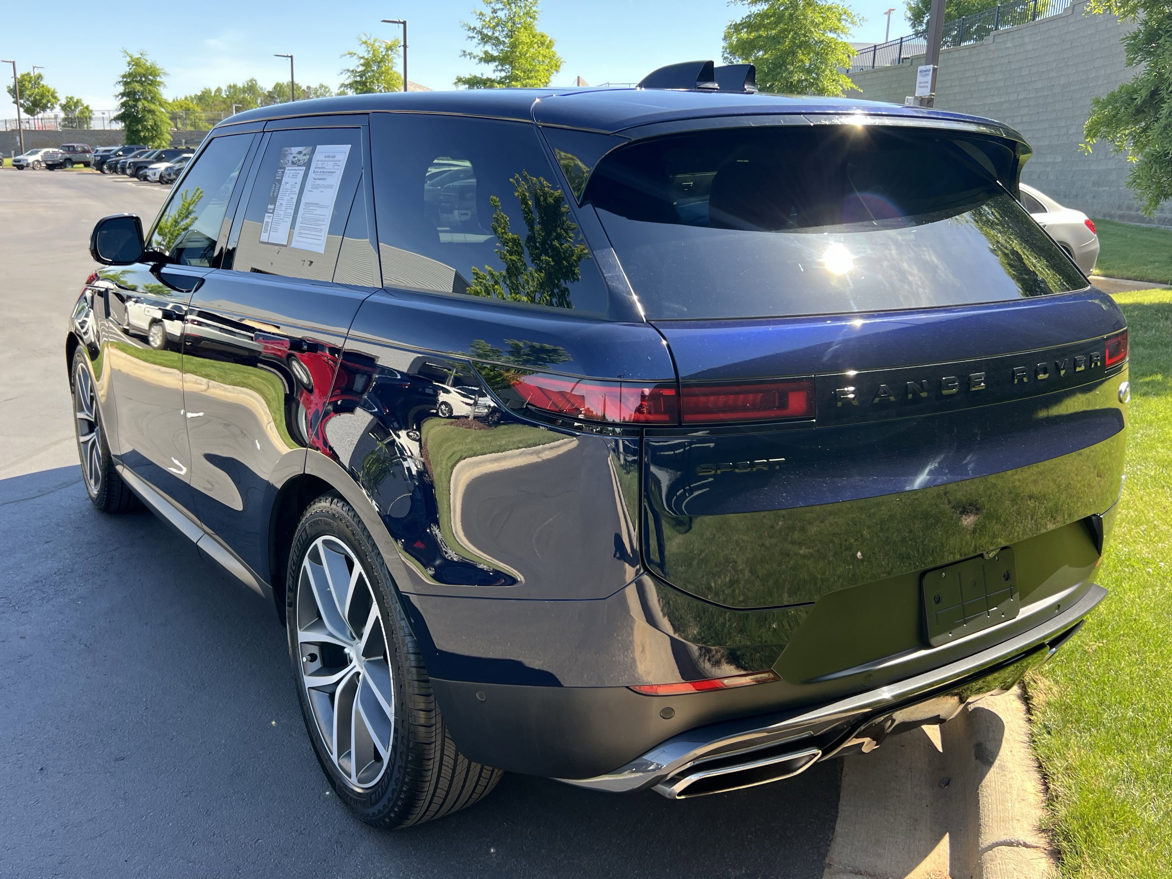 Certified 2023 Land Rover Range Rover Sport SE AWD/4WD image 5